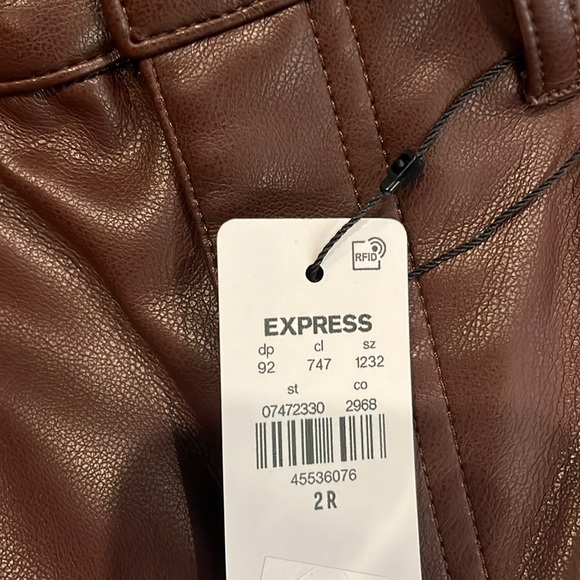 Express ox blood Super High Waisted Faux Leather '90s Slim Pant womens NEW - Picture 7 of 10